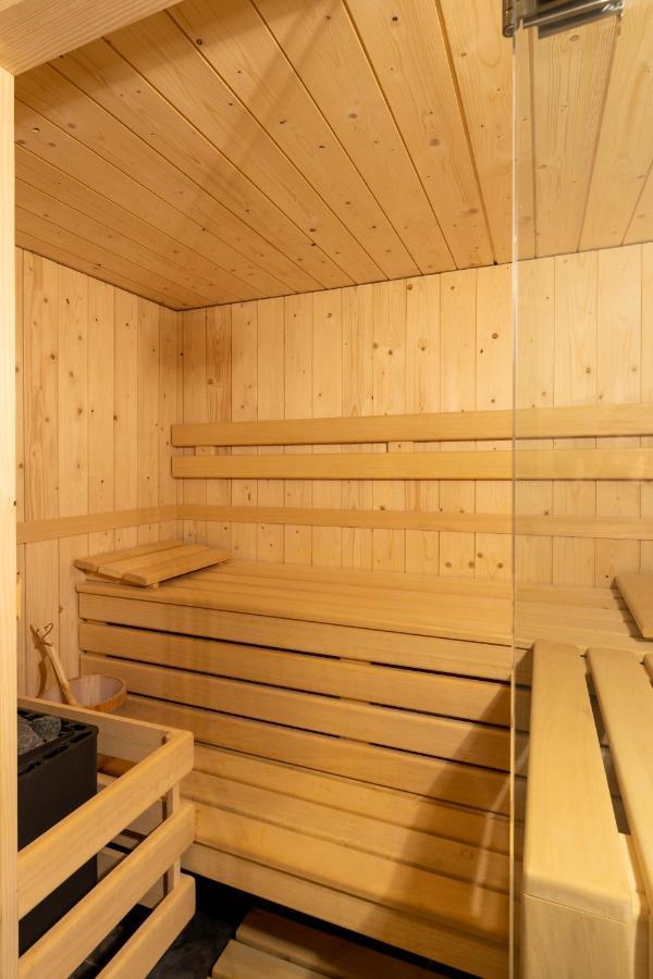 Villa Seyal - Avec Piscine - Jacuzzi - Sauna & Climatisation Le Mans Luaran gambar